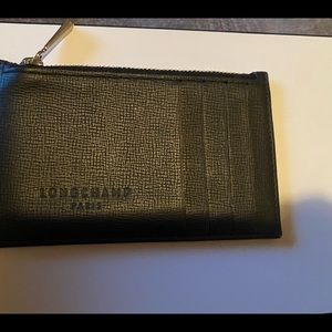 Longchamp Le Foulonné credit card wallet with zipper.